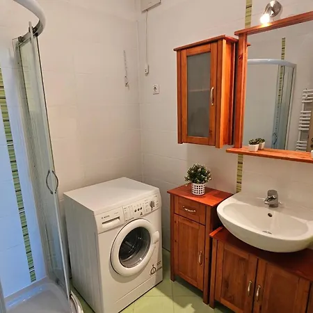 Aloha Terrace - * שיופוק