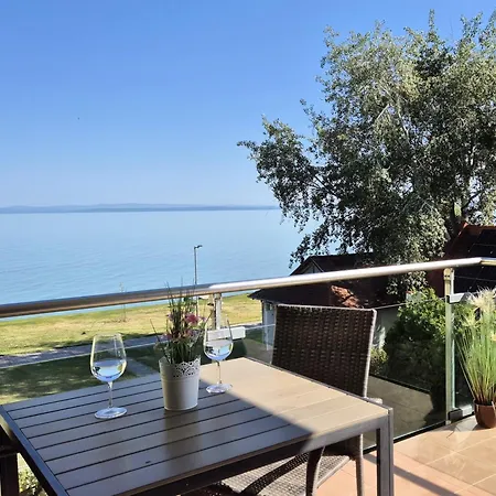 Aloha Terrace - Apartman Siófok