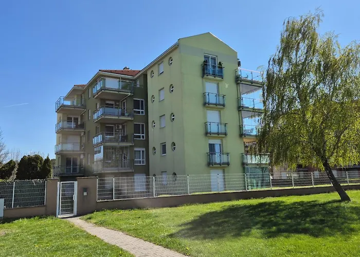 Aloha Terrace - * Siofok